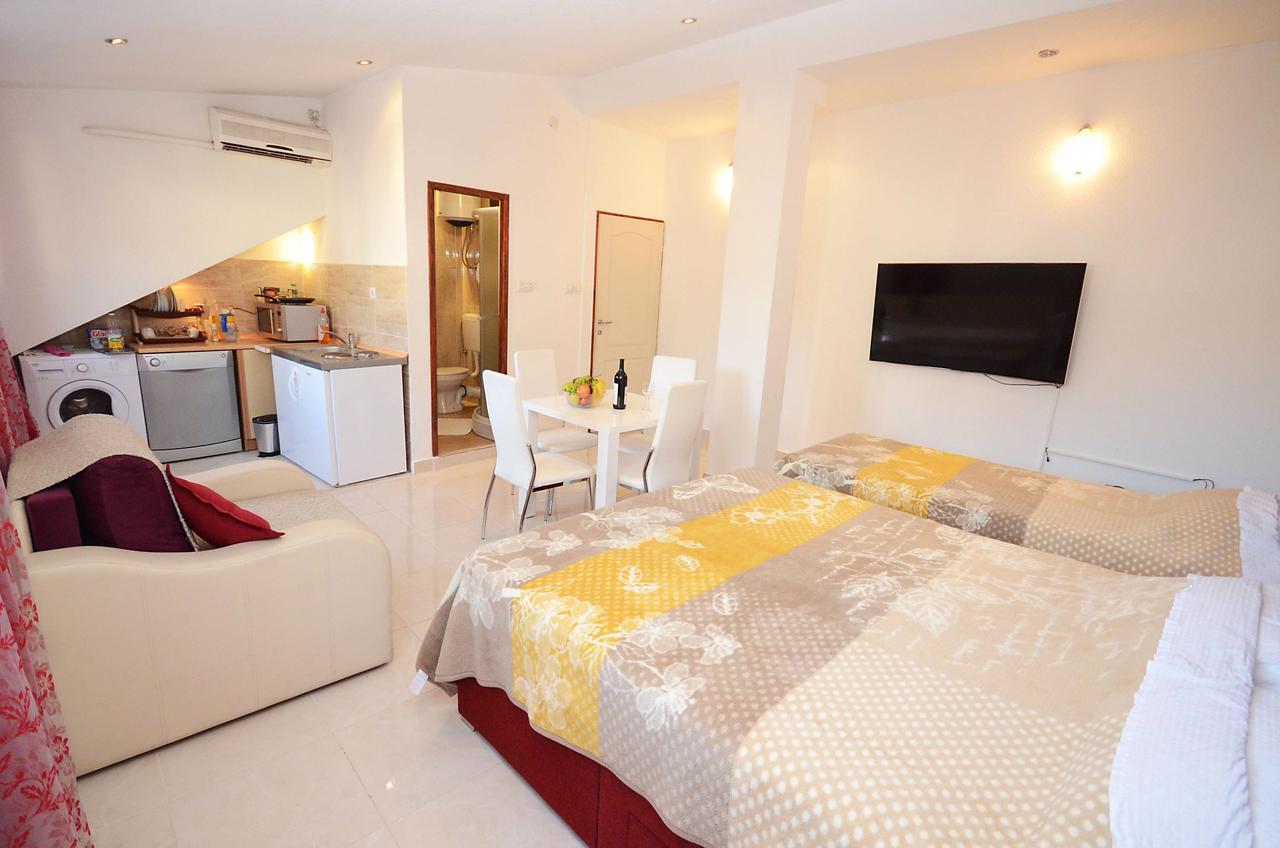 Tajami Apartments Kotor Buitenkant foto