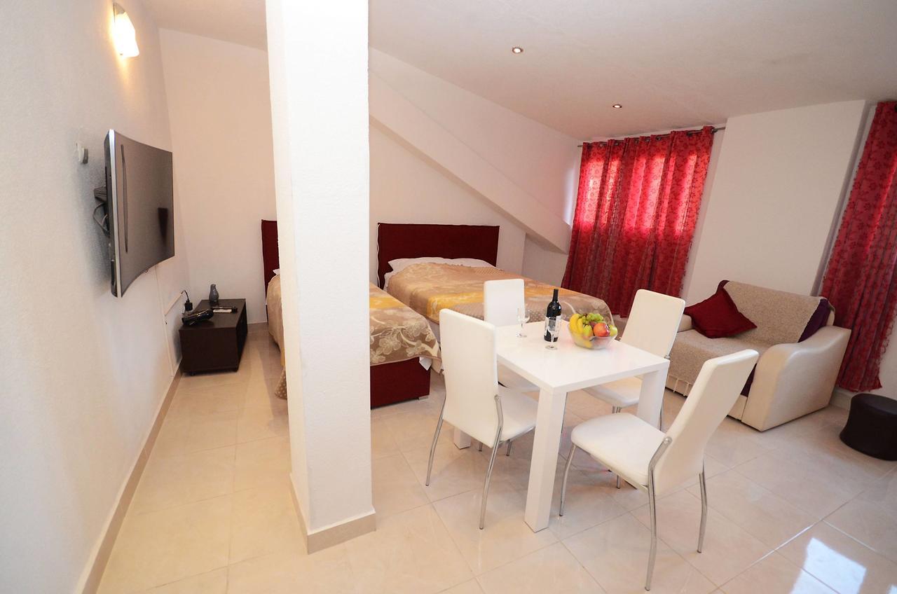 Tajami Apartments Kotor Buitenkant foto